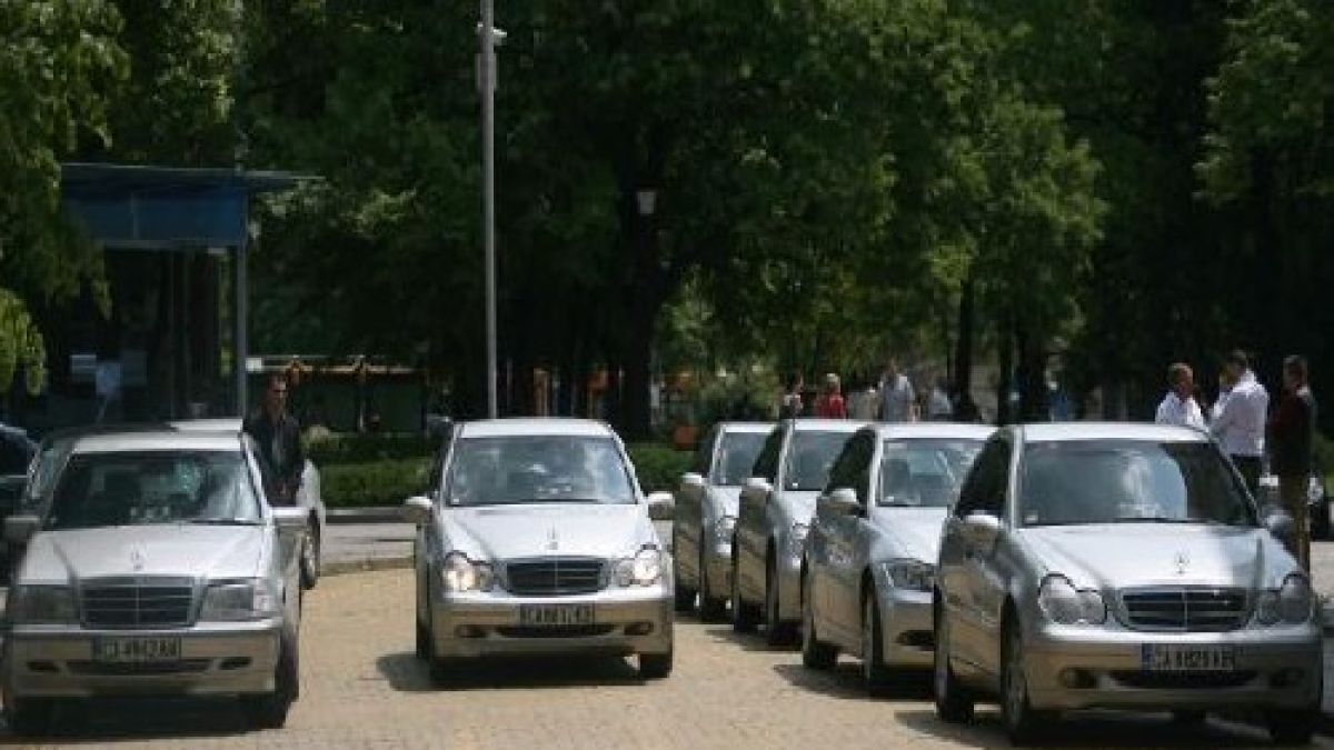 Депутатите с нови автомобили от октомври 