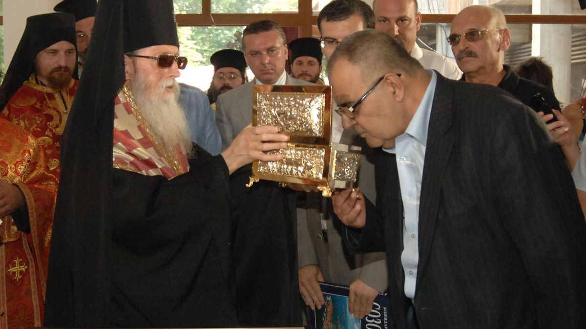Глухоняма рускиня проговорила пред мощите на Св. Йоан