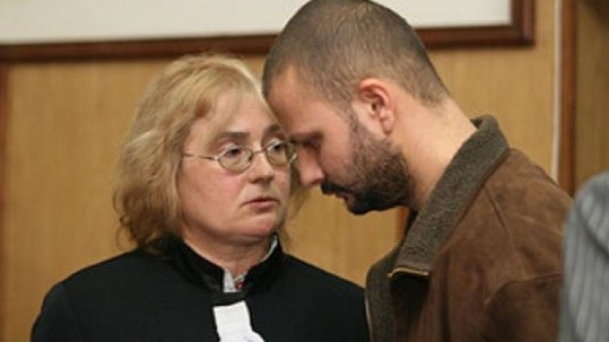 Затворници пребили Заека в килията