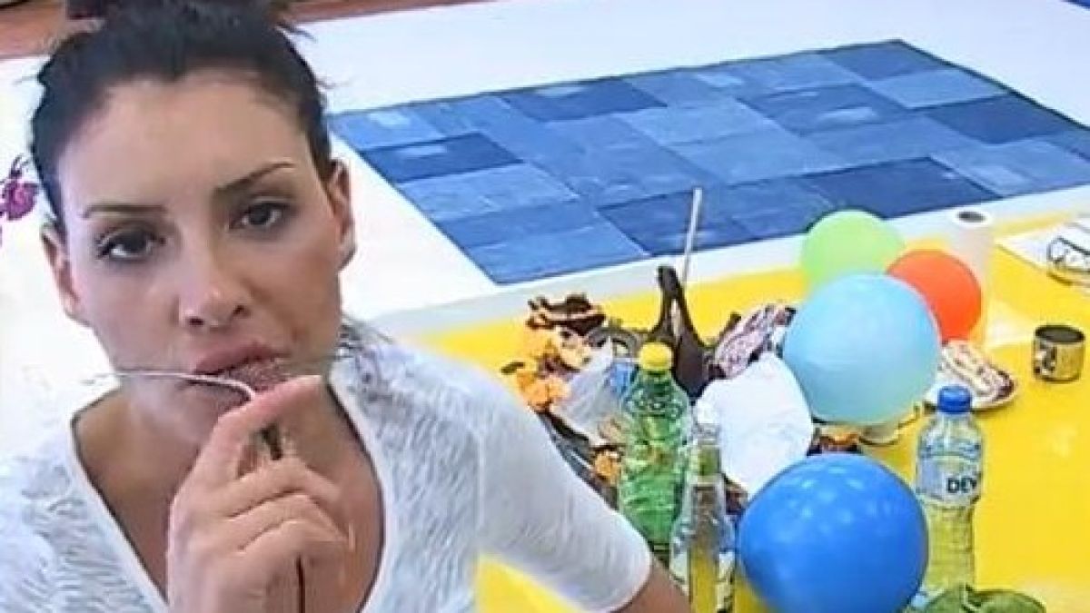 Златка премина границата: Къци, да ти е*а майката!
