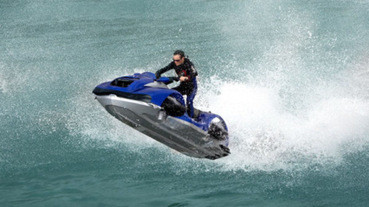 Започват продажбите на първото в света ATV амфибия