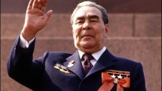 Руски командири излъгали внука на Брежнев, че ще е шофьор в тила - изпратили го на фронта
