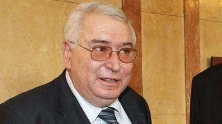 Скръбна вест: Почина проф. Любен Корнезов 
