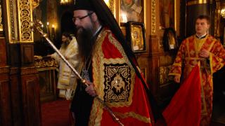 Митрополит Николай от Пловдив: Всяка вечер камбаните ще бият в подкрепа на лекарите