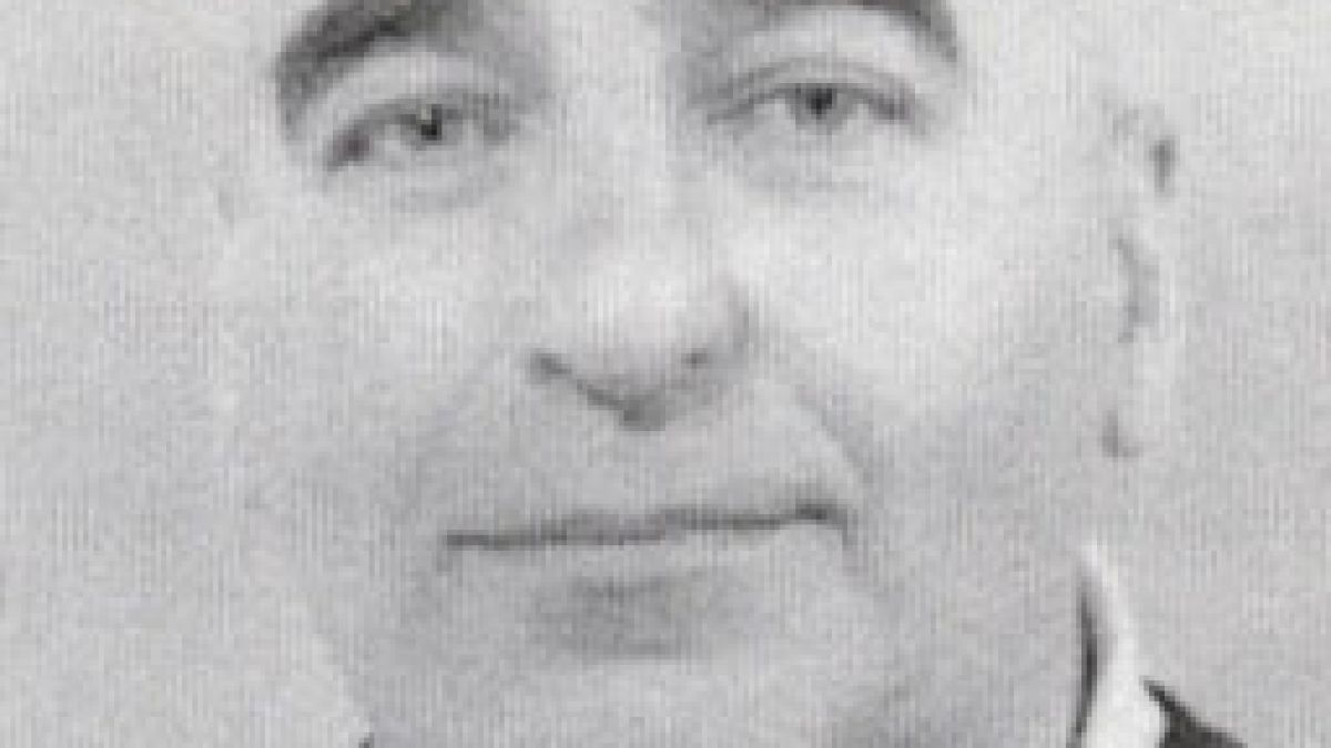 МВР продължава да издирва 58-годишен измамник