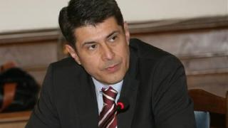Димо Гяуров посочи каква е целта на служебния кабинет с "черния списък"
