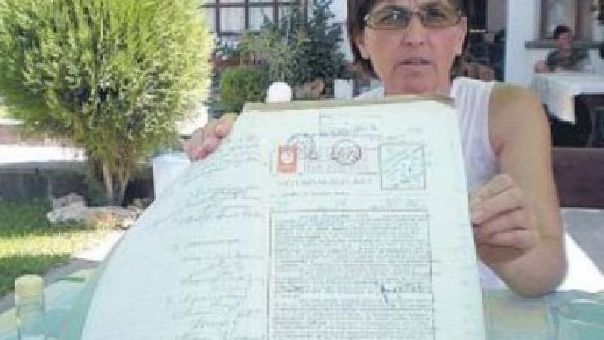 Кметица се мести в хотела на мъжа си