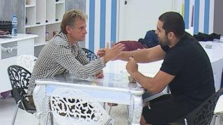 БИГ Брадър хока Къци, че руши къщата