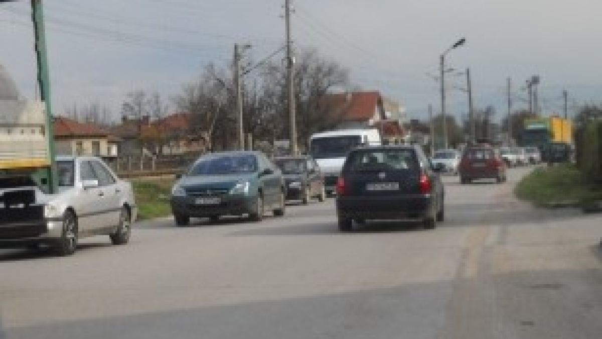 Четири катастрофи с 9 автомобила край Пловдив