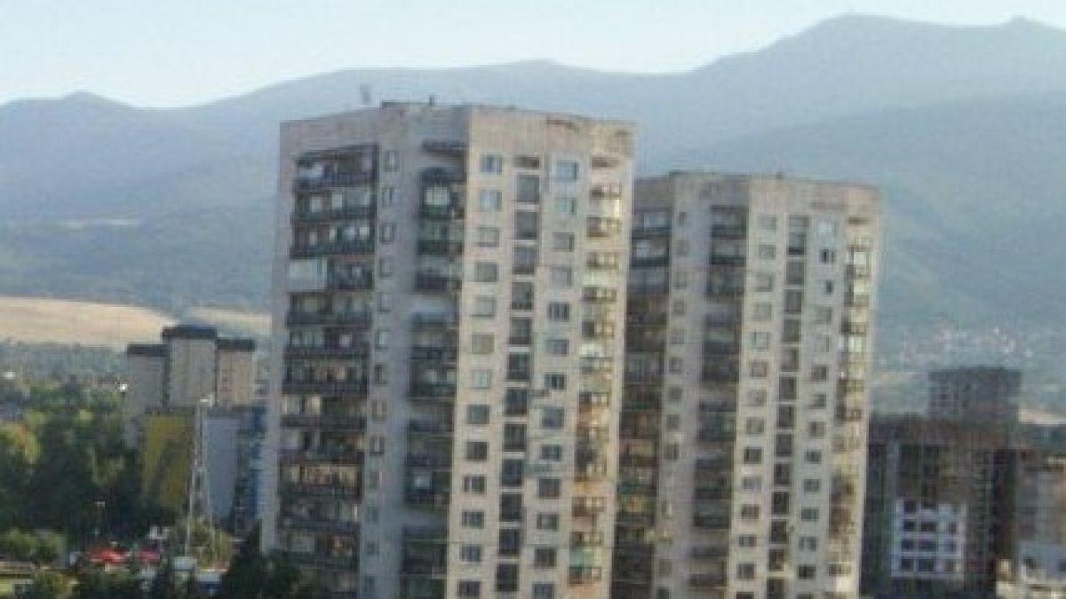 Колячът от "Младост" издивял заради момиче 