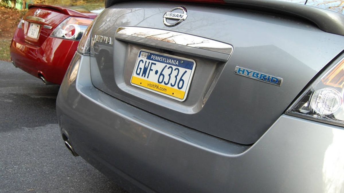 Nissan пуска 15 хибрида за 4 години  