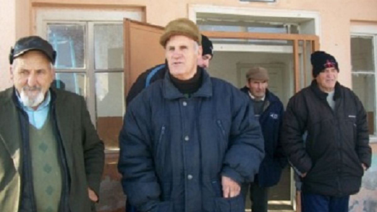 Маите прецакаха кмета на Леново 