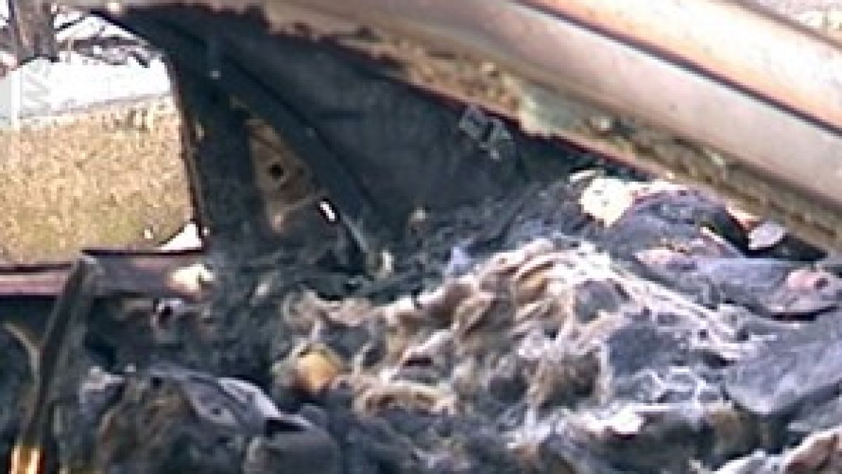 Още не се знае кой е овъгленият  шофьор край Симитли  