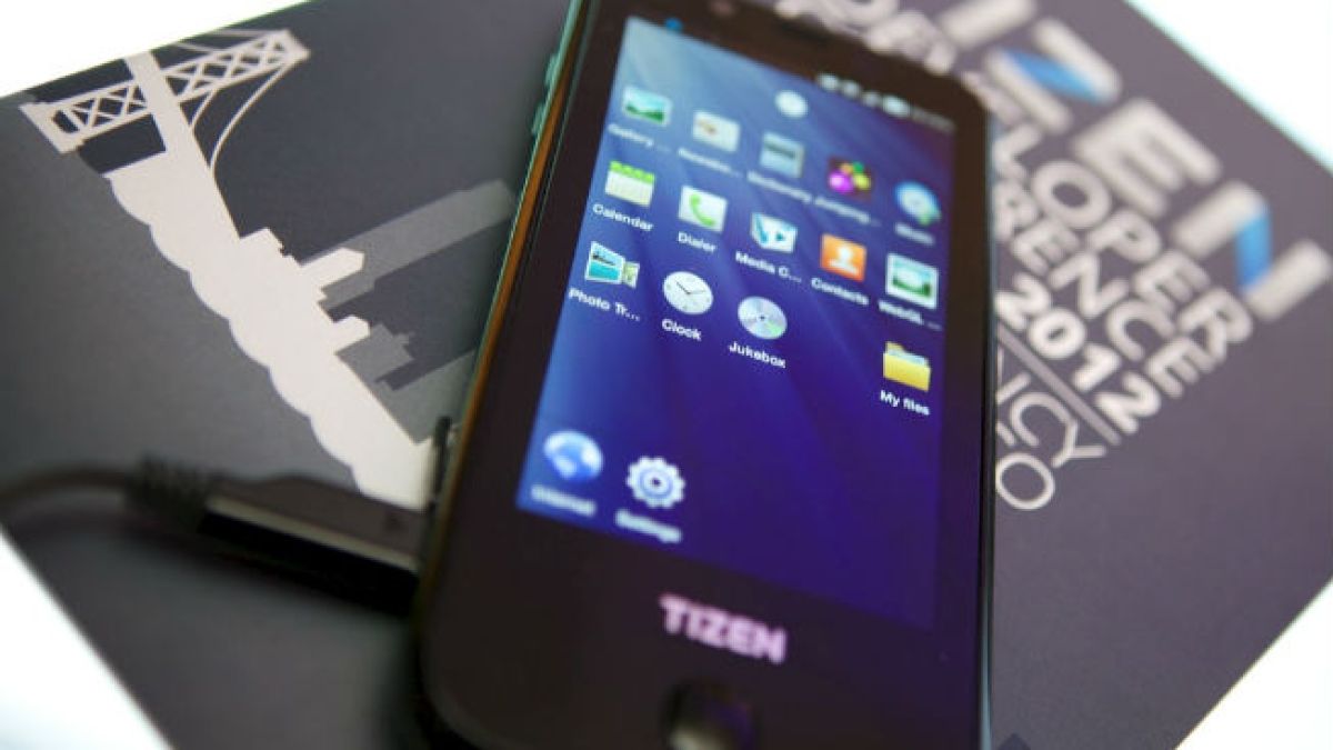 Samsung пуска нови Tizen-устройства