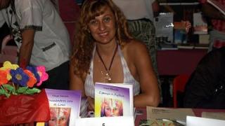 Писателката Таня Иванова: Лудия ме накара да се съблека в центъра на Барселона