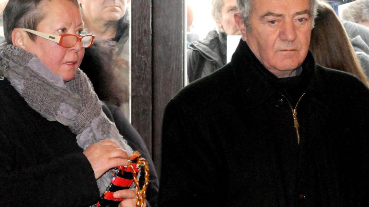 Стефан Цанев се връща на бял кон в Младежкия театър