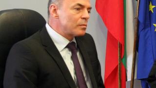 Министър Сергей Игнатов: Няма да го позволим това да се случва в училищата