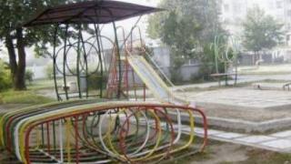 Крадци източиха нафтата на детска градина "Радост"