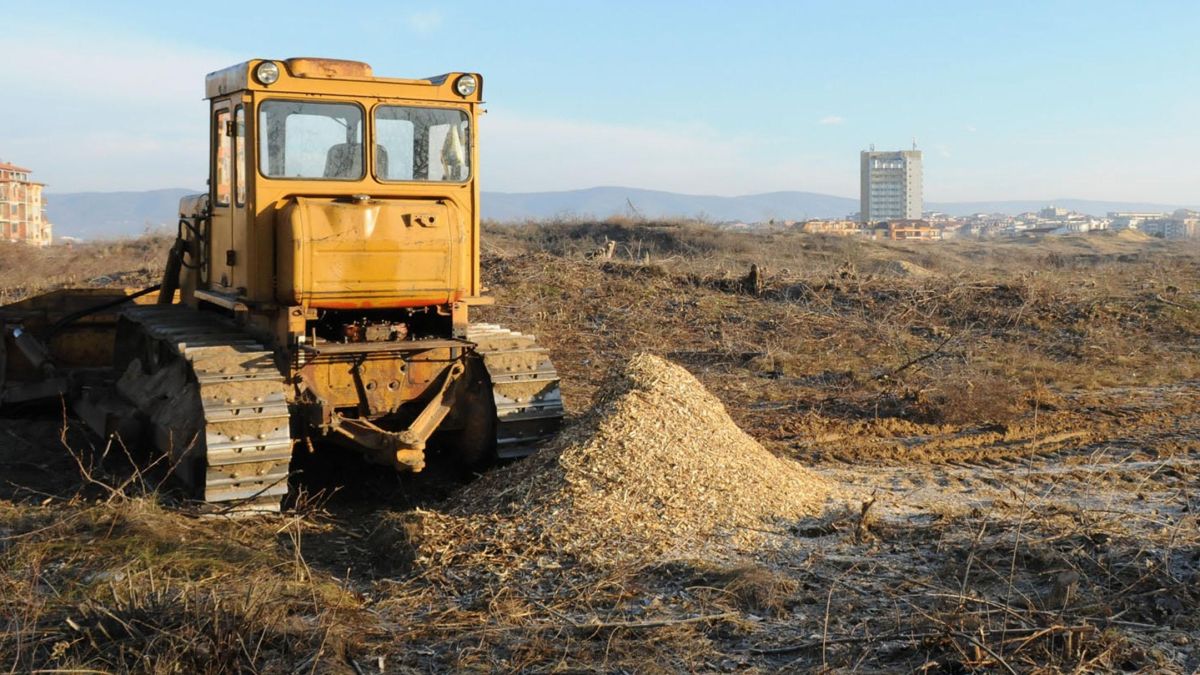 Служебният кабинет въвежда винетка за трактори и земеделска техника