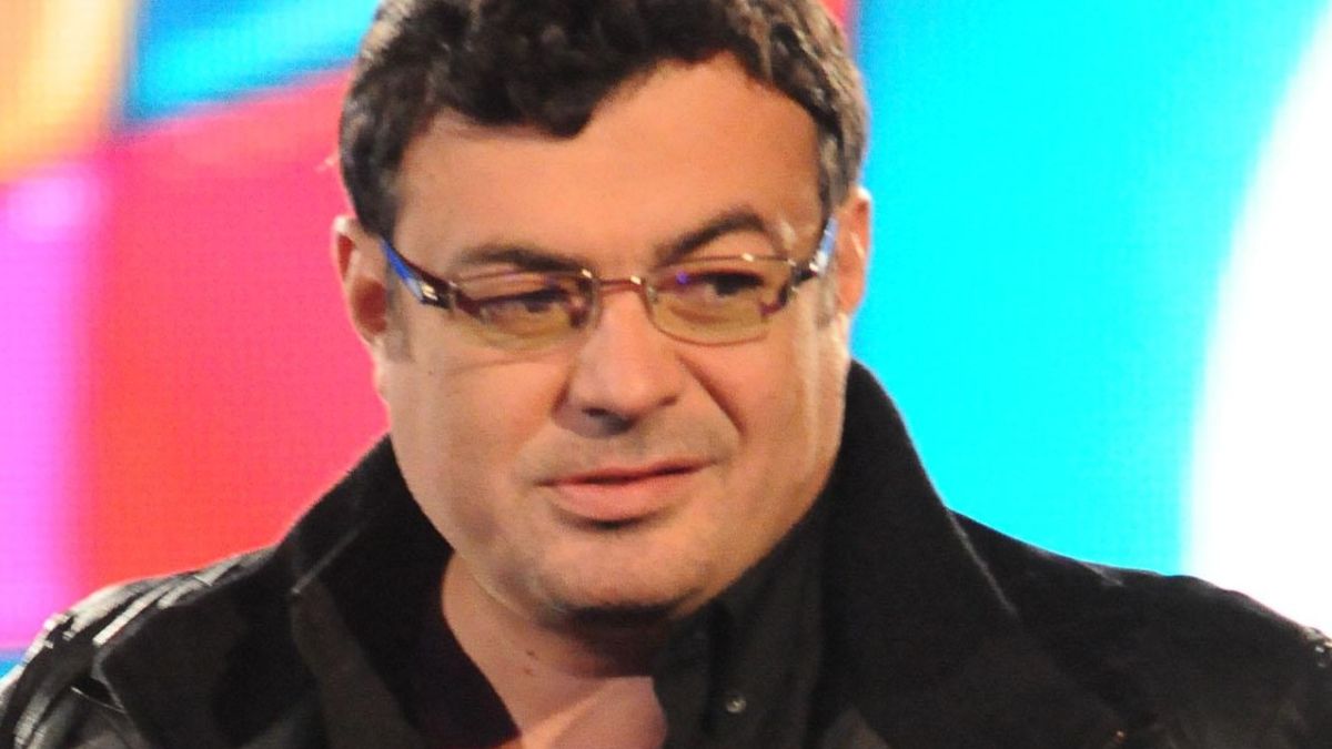 Решено: Иван Ласкин остава без книжка!