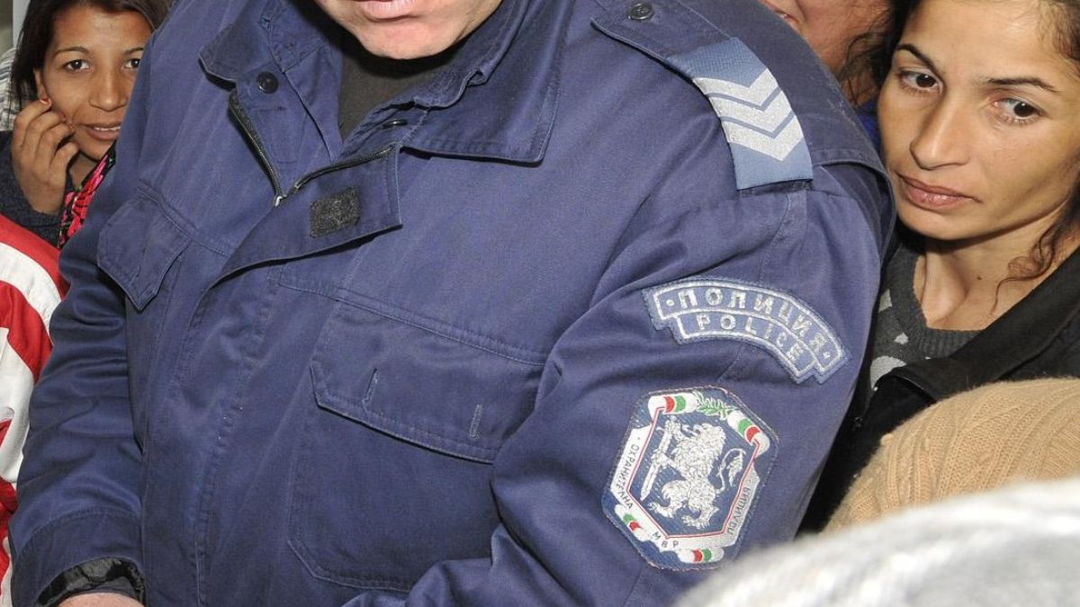 Обявиха трима роми биячи от Кюстендил за хулигани