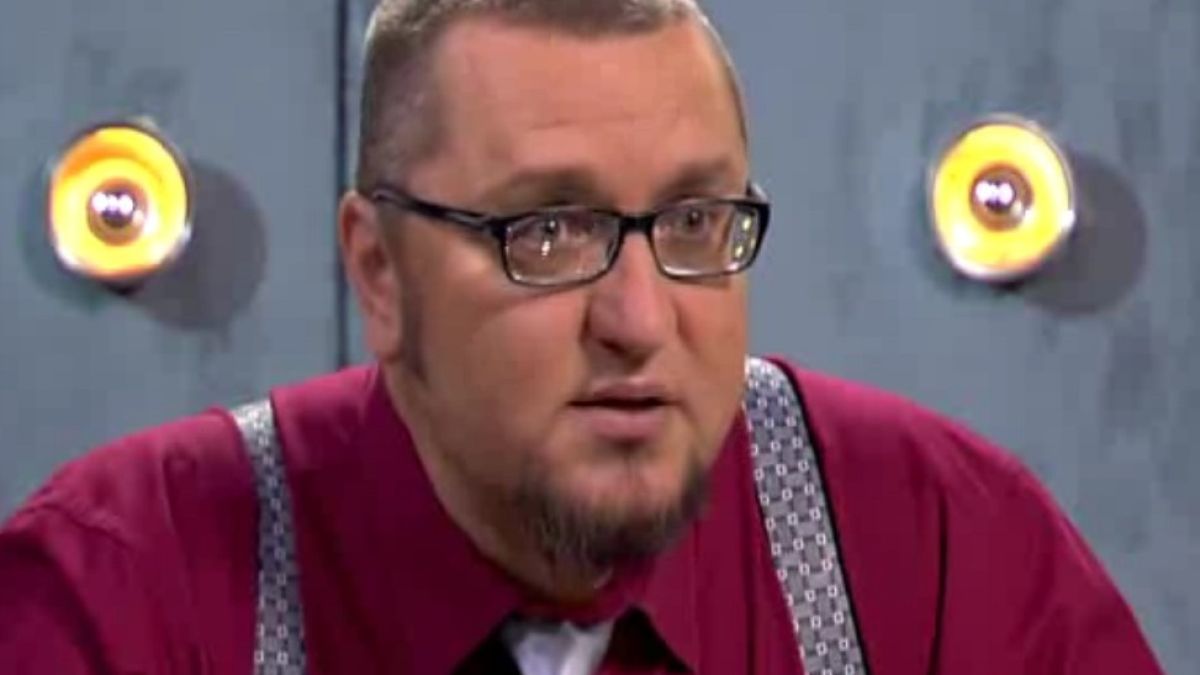 Нова телевизия плаши Карбовски със съд