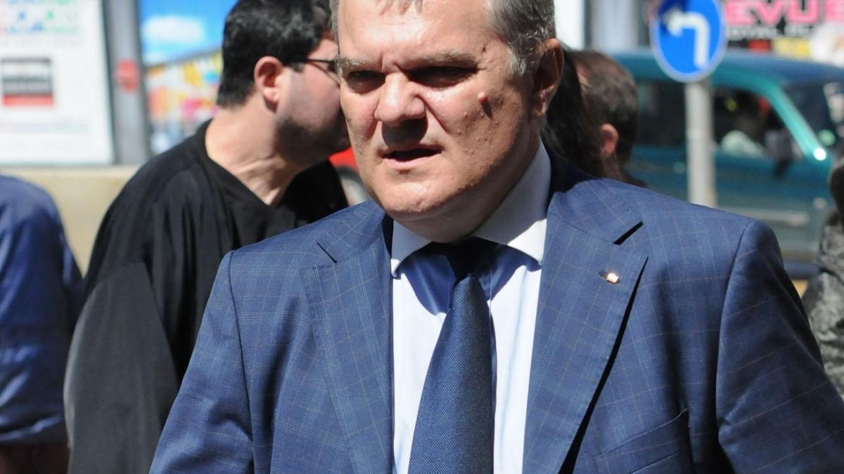 Използвал ли е Румен Петков папката "Буда"?
