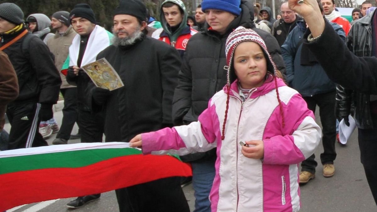 Протестиращите във Варна блокираха булеварди
