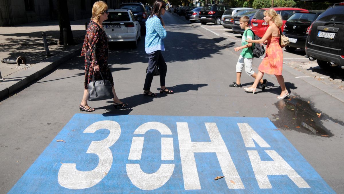 Скъпият паркинг опразни центъра на столицата