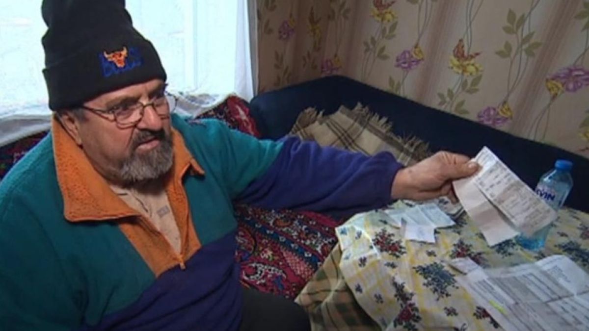 Величко получи 1000 лева сметка за ток, отоплява се с печка на въглища 