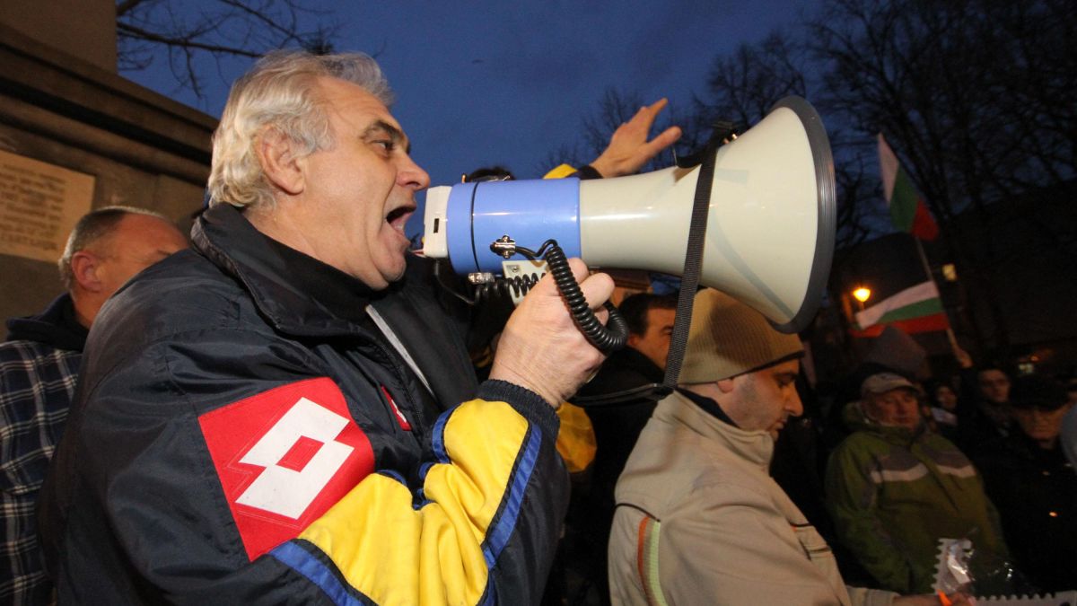 Пет дни арест за младеж от протестиращите във Варна
