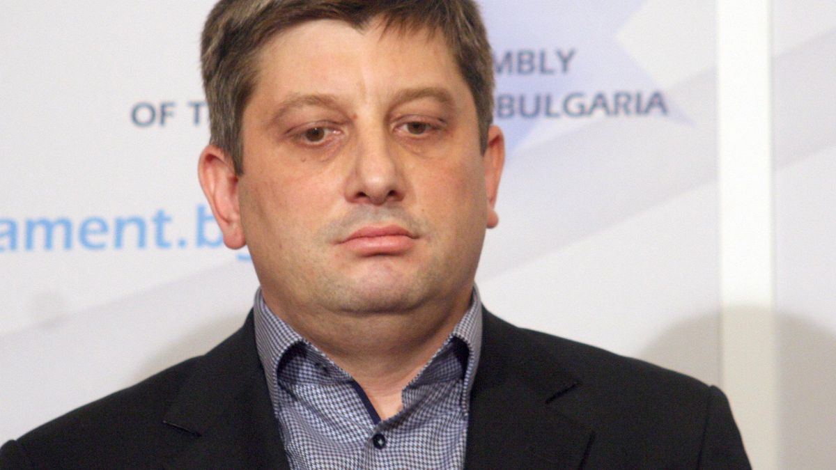 Протестиращи се срещнаха в Сливен с депутати