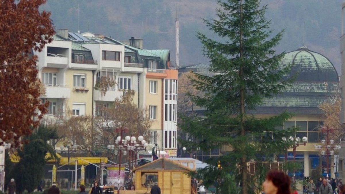 Паника в Благоевград – центърът остана без ток, подозират наказателна акция