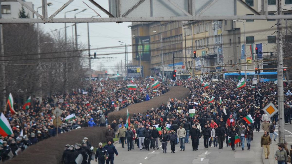 Рокери и таксиджии на протестите във Варна