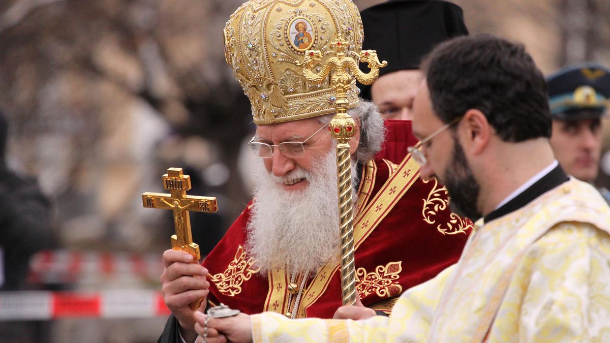 Болен ли е новият патриарх Неофит?