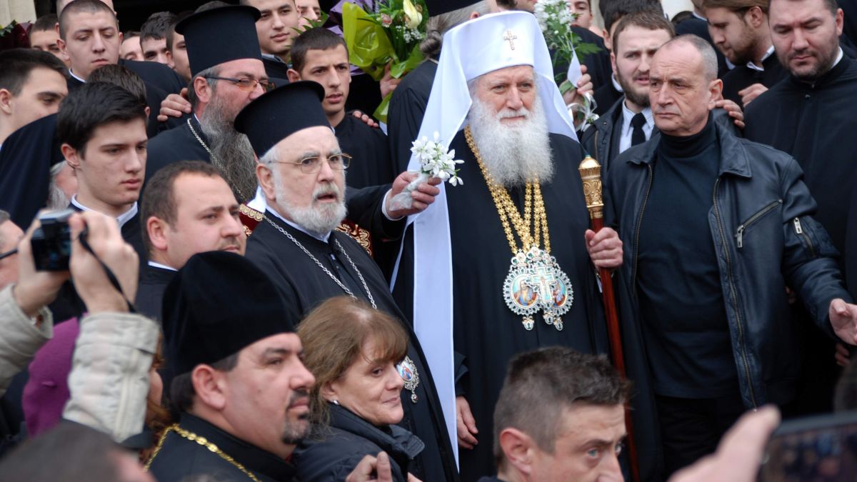 Пъклени планове и тайни в избора на новия патриарх