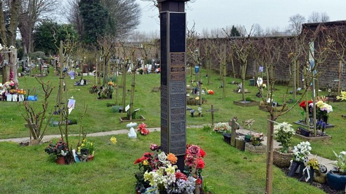 Намериха гроба на легендарния Фреди Меркюри 