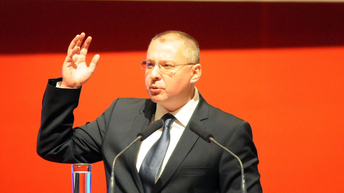 Станишев връща мандата от воле