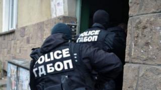 Задържаха 4-ма за лихварство и рекет в Благоевград
