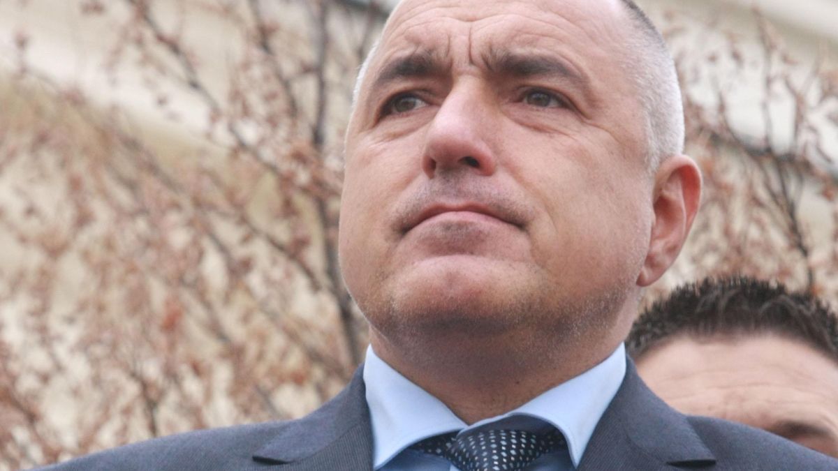 Отложиха заседанието на кабинета в оставка заради Бойко