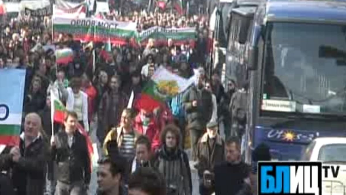БЛИЦ TV: "Орлов мост" по жълтите павета