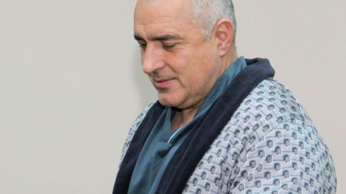 Ексклузивно в БЛИЦ: Борисов с повръщане, главоболие и кръвно 180/100