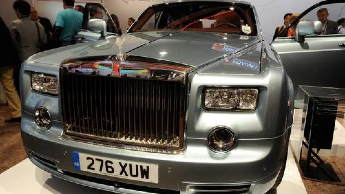 Битка в Женева между Bentley и Rolls-Royce