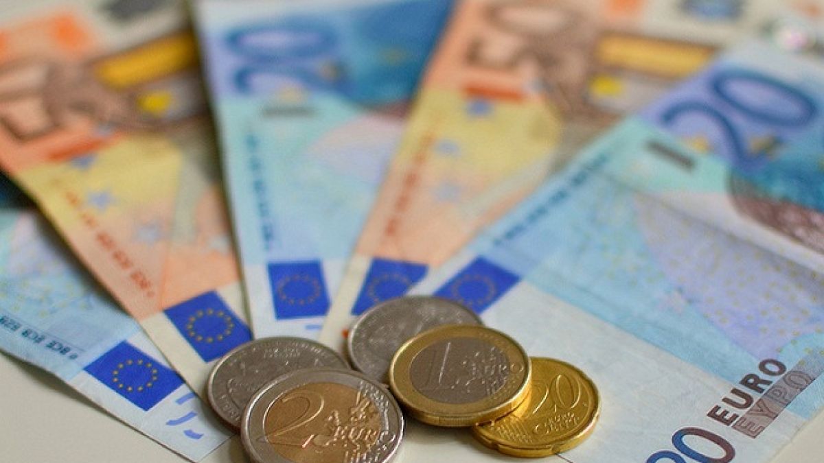 Наши роми източват социални помощи в Холандия