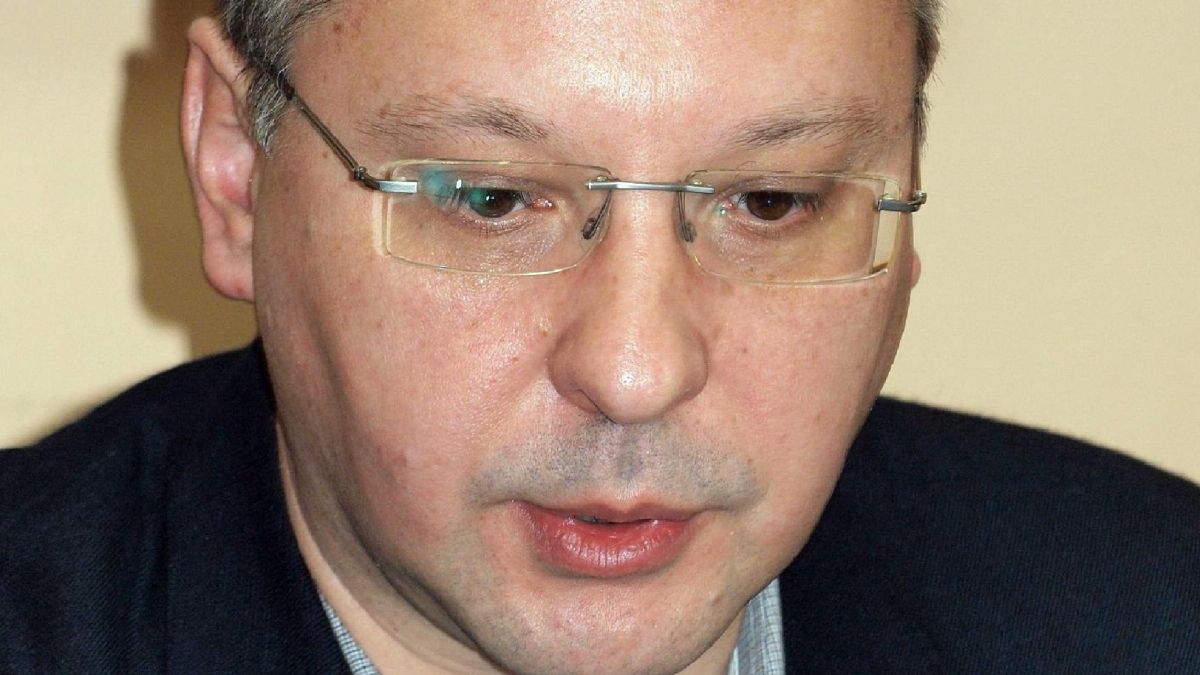 Станишев: Хората решават съдбата на авторитарните лидери