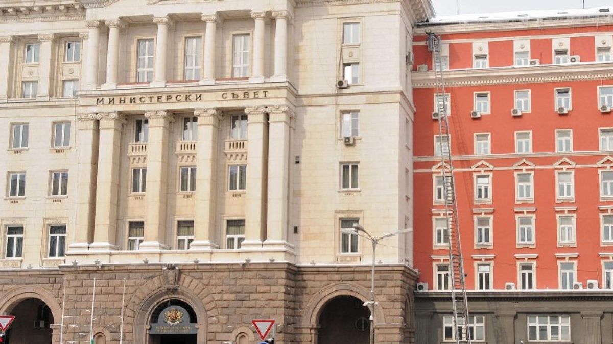 В бюджета има резерви за МРЗ от 330 лв.  