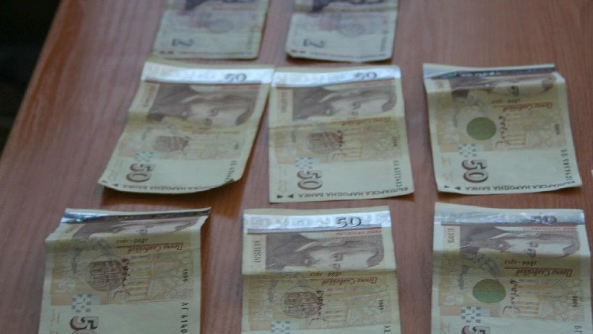 380 бона в хазната от наем на партийните централи 