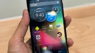 Motorola пуска X Phone