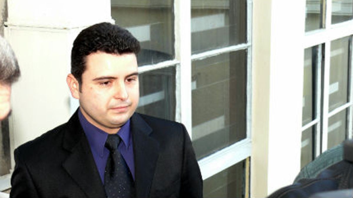 СДС-лидер искал да разфасова трупа на жертвата си с трион
