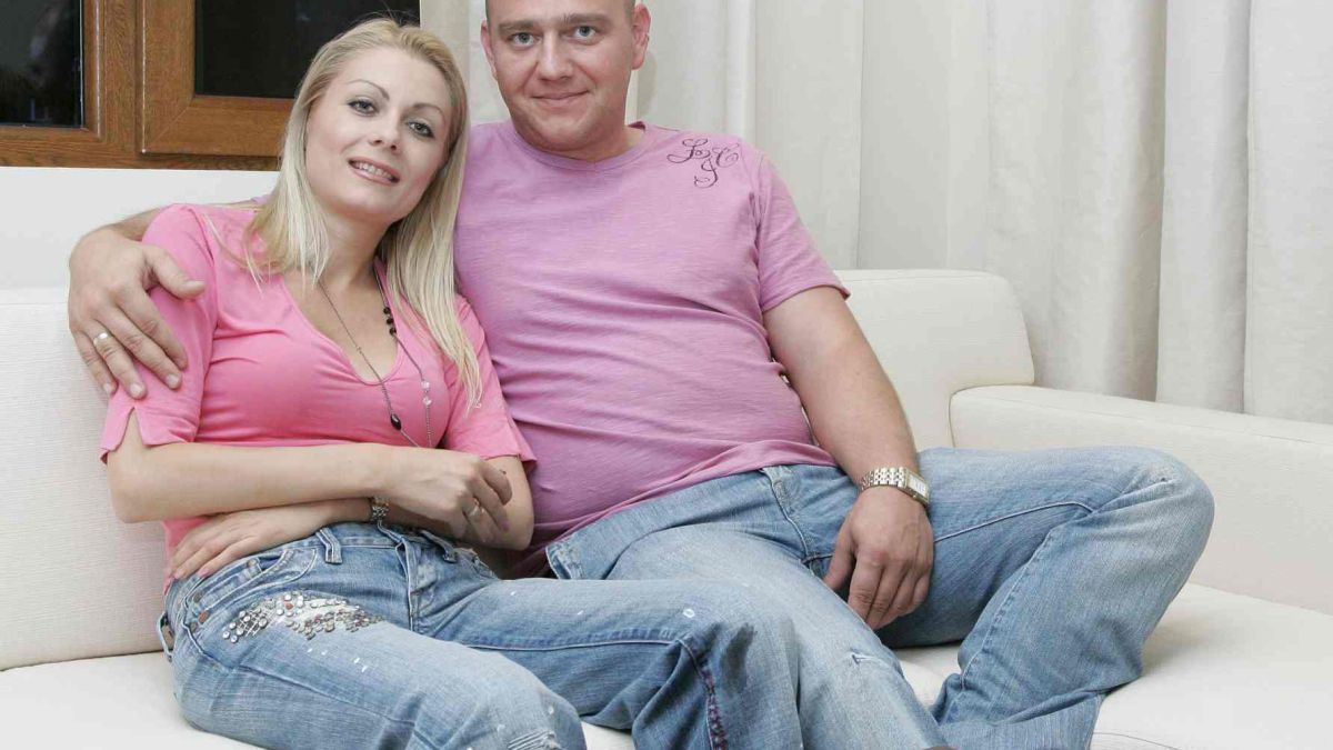 Венета Райкова купи джип на мъжа си